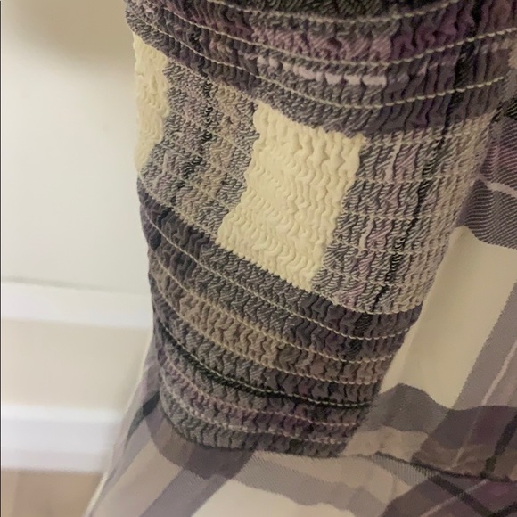 Old Navy plaid smocked dress in purple and white L - Picture 5 of 10